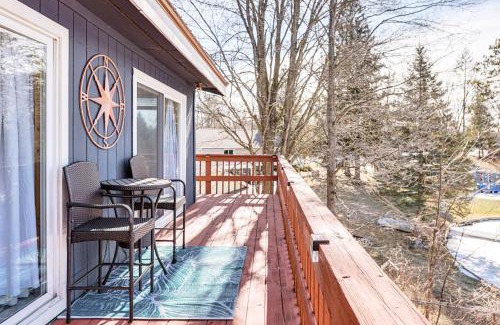 Farwell House | Boat Dock and Lake Access Farwell Home with Balcony!