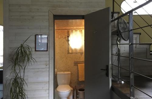 Issy-les-Moulineaux Boat Rental | Boat For Guest