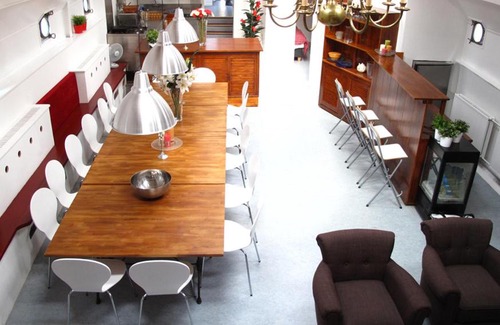 Kop van Zuid Hotel | Boat Hotel SIX Rotterdam