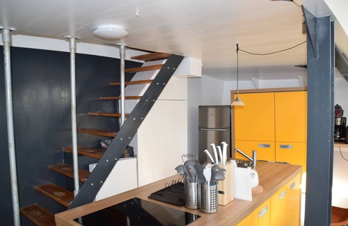 Stadsdriehoek Apartment | Boat hotel Wilhelmina, Rotterdam city center