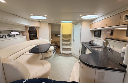 Sheboygan Boat Rental | Boat in Sheboygan Harbor for Mercury Midwest Challenge!