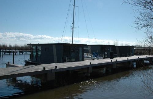 Volendam Boat Rental | Boat in Volendam near Marina Museum