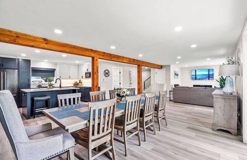 Lone Star House | Boat Ramp, Kayaks, BBQ Grill, King Bed!