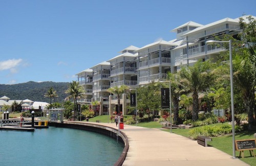 Airlie Beach Apartment | Boathouse Port of Airlie