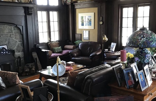 Bolton Landing Cabin | Boathouse Waterfront Lodging