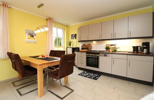 Althagen Apartment | "Boddensuite at the harbor!"