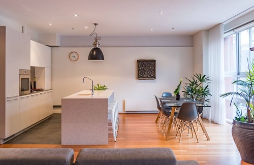 Collingwood Apartment | Bohemian Chic *IPNO Luxe Apartments Collingwood