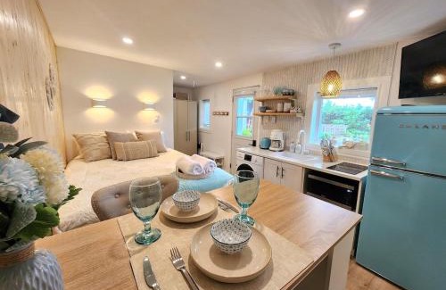 Quartier 5-4 House | Boho Chic Tiny House with Hot Tub