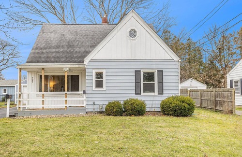 Battle Creek House | Boho home near Bronson, Kellogg, Arena