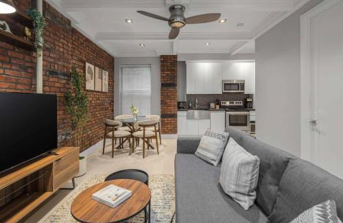 Nolita Apartment | Bold NYC Stay in Fashionable Nolita