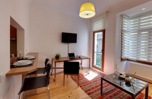 Cumhuriyet Apartment | Bomonti Residence one bedroom apartment