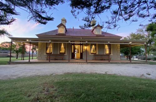 Sale Bed & Breakfast | Bon Accord Luxury Accommodation