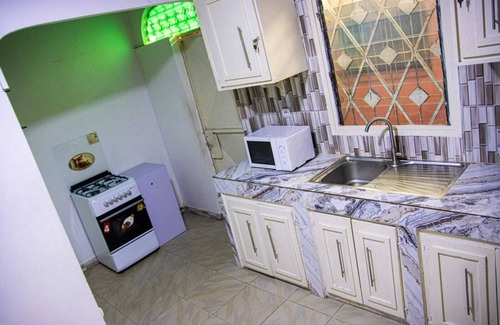 Douala House | Bonamoussadi Gardens Maisonn Avec Grande Piscine