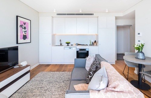 Bondi Apartment | Bondi Amari Six Zero Three with Private Balcony
