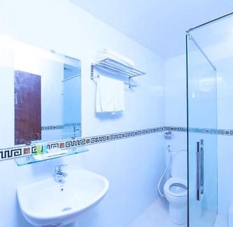 Cao Lanh Hotel | Bong Sen Xanh Hotel