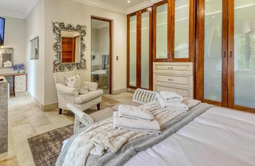 Trawal Bed & Breakfast | Bonne Chance Luxury Estate