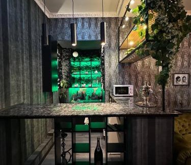 Gyumri Apartment | Bonnie and Clyde