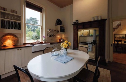 Little Hartley House | Bonnie Blink - Historic 1874 Home with Bush Views