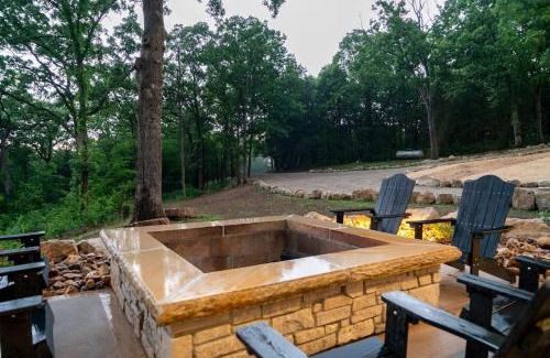 Hermann House | Bonnie n Clyde and Jesse James