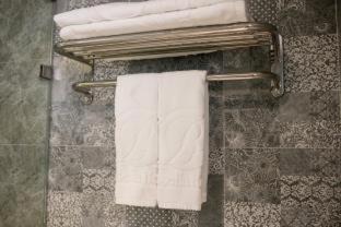 Hang Trong Hotel | Bonsella Hotel