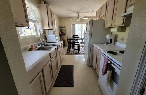 O Brien House | Book a little getaway before summer is gone…