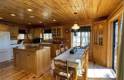 Long Prairie Cabin | Book now for spectacular fall foliage! Great location for fall family photos!