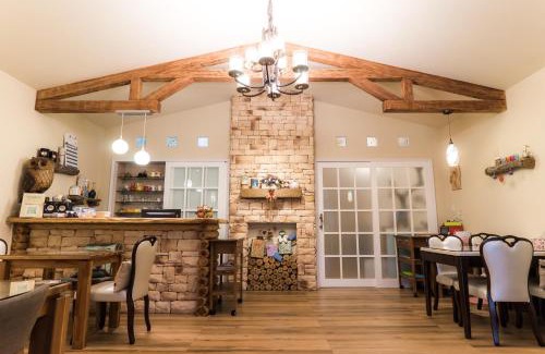 Taitung City Centre House | Books & Woods Bed and Breakfast