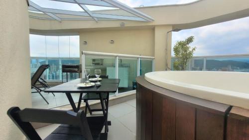 Pompeia Apartment | BookSantos - Estanconfor 2701 Jacuzzi & Vista Mar