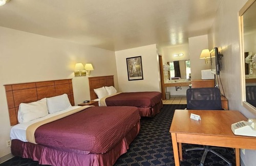 Drumright Hotel | Boomtown Inn