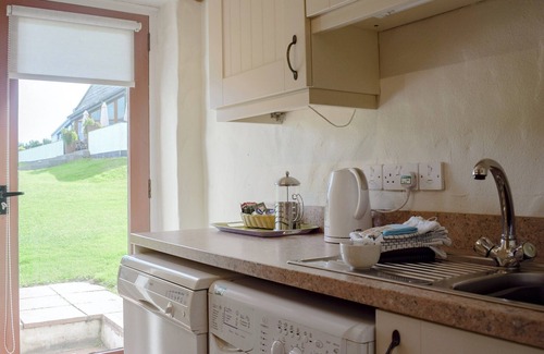 Lydstep Cottage | Boot Cottage - UK6736