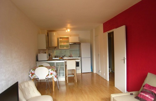 Grand Parc-Paul Doumer Apartment | Bordeaux center T2 very calm seen on park with reassured carpark and ascenceur
