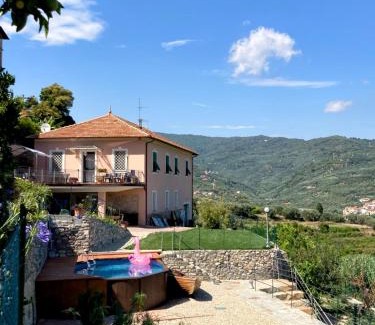 Diano Castello House | Borgo Pasqui