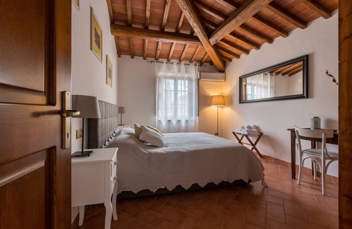 Santarello House | Borgo Terrosi