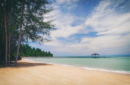 Tiga Island Resort | Borneo Eagle Resort