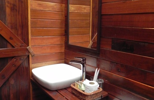 Kampung Bilit Cabin | Borneo Natural Sukau Bilit Resort