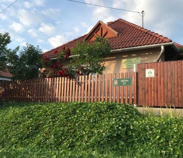 Verpelet House | Borostyán Vendégház