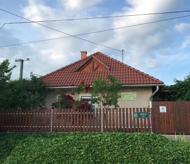 Verpelet House | Borostyán Vendégház