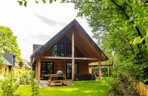 Wekerom House | Bos Villa met Hottub & Sauna | 6 personen