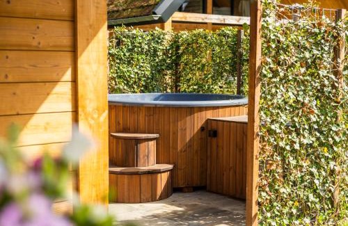 Wekerom House | Bos Villa met Hottub & Sauna | 6 personen