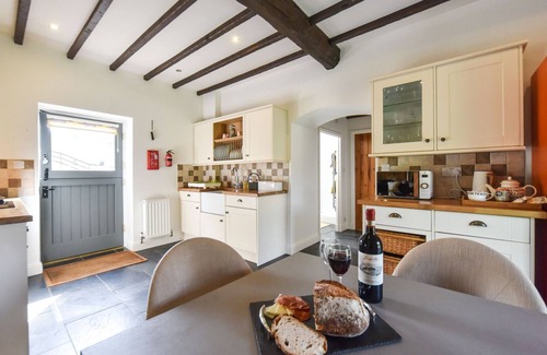 Hulland Ward House | Bosing Barn - Two Bedroom House, Sleeps 4