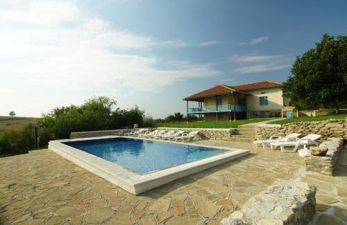 Targovishte House | Botev Houses