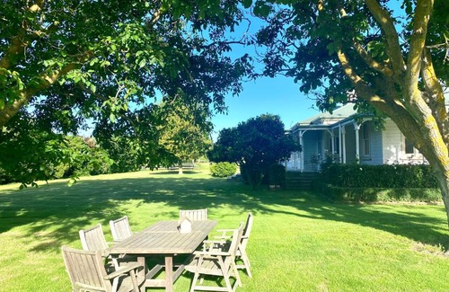Spring Creek House | Botham's Beauty - Blenheim Holiday Home