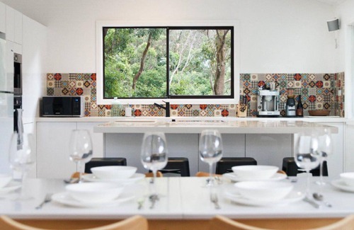 Killcare House | 'Bouddi Bush and Bay Retreat' by Accom Holidays