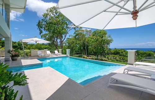 Montego Bay House | BougainVilla 6BR, Montego Bay, Half Moon + Golf membership, fully staffed, modern!