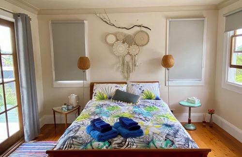Fairlight Bed & Breakfast | Bougainvilleas Bed and Breakfast