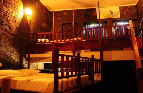 Kalawana Hotel | Boulder Garden Hotel