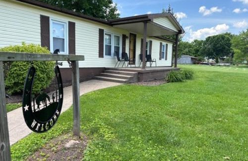 Frankfort House | Bourbon Trail Hideaway