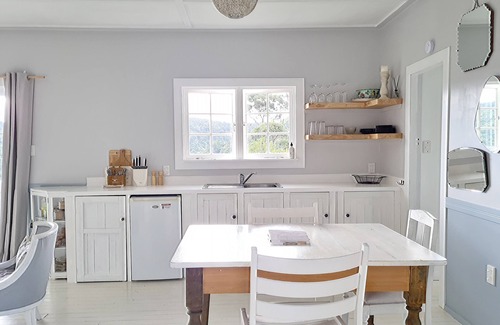 Parua Bay Cottage | Boutique Accommodation at Orchard Cottage - privacy & outdoor baths