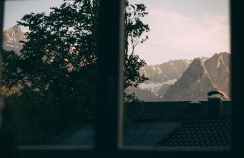 Garmisch-Partenkirchen House | Boutique ChaletS Alpi - Private Sauna & Cinema