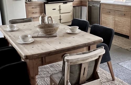 St Brides Cottage | Boutique coastal retreat In Lovely Hamlet Near Amazing Beaches and St Davids